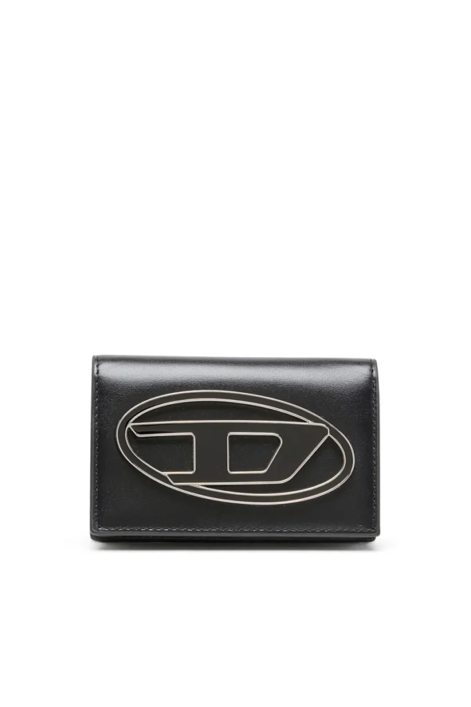 1dr card holder iv Leather card holder with enamelled Oval D 1dr card holder iv Leather card holder with enamelled Oval D