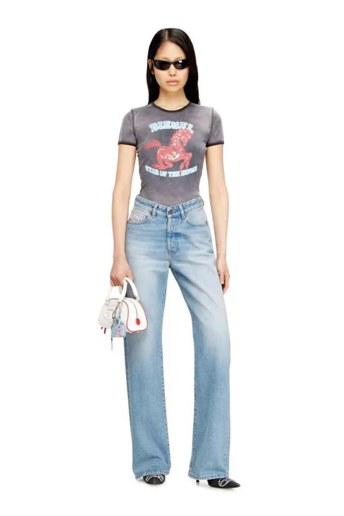 cl-t-uncutie-horse Cotton stretch T-shirt with horse graphic print cl-t-uncutie-horse Cotton stretch T-shirt with horse graphic print