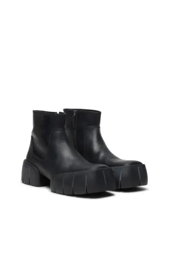 d-tex bt D-Tex-Oiled leather ankle boots with split sole d-tex bt D-Tex-Oiled leather ankle boots with split sole