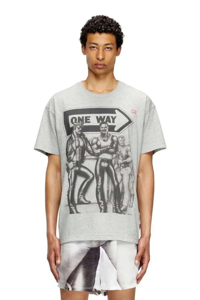 pr-t-norm-tom25 T-shirt with graphic print pr-t-norm-tom25 T-shirt with graphic print