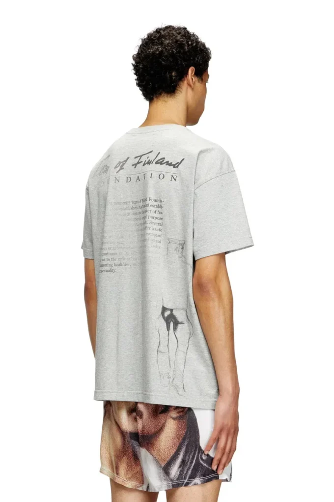 pr-t-norm-tom25 T-shirt with graphic print pr-t-norm-tom25 T-shirt with graphic print