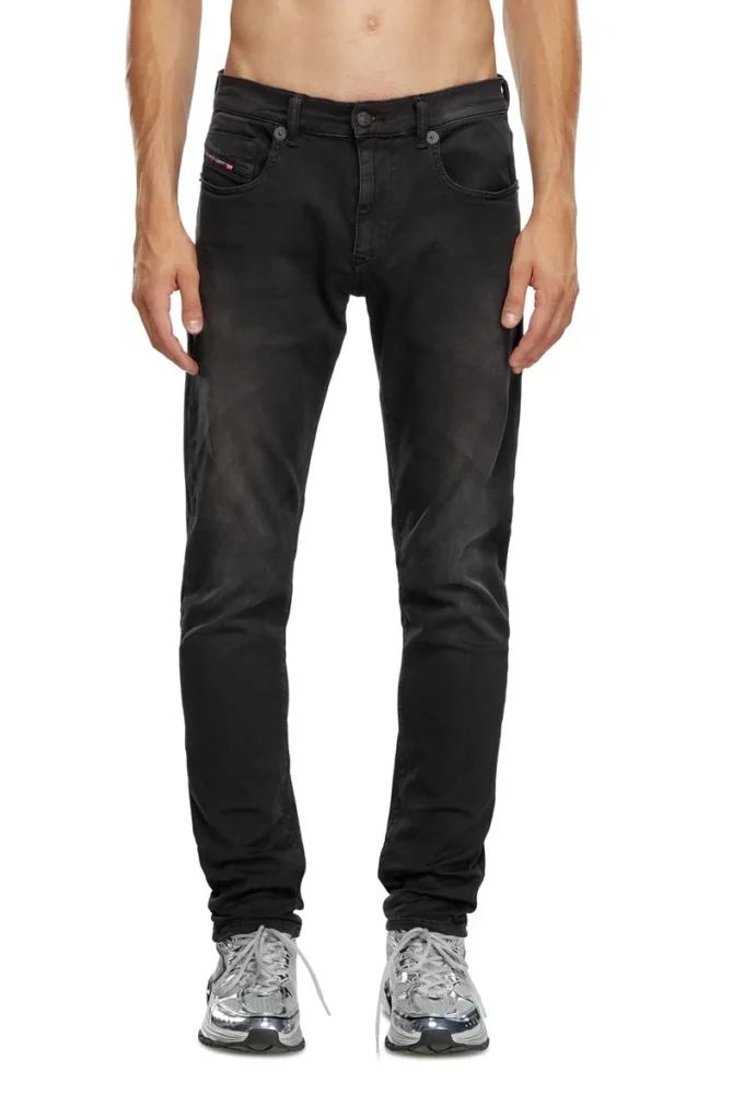 slim 2060 d-strukt joggjeans® 0670m Find nearest store slim 2060 d-strukt joggjeans® 0670m Find nearest store