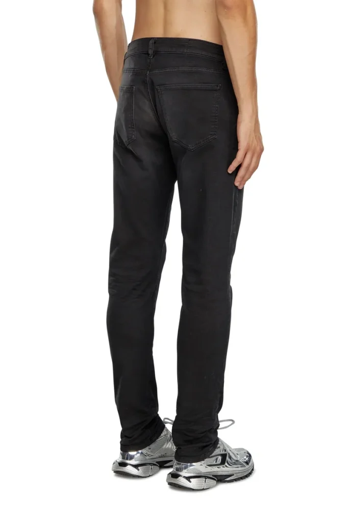 slim 2060 d-strukt joggjeans® 0670m Find nearest store slim 2060 d-strukt joggjeans® 0670m Find nearest store
