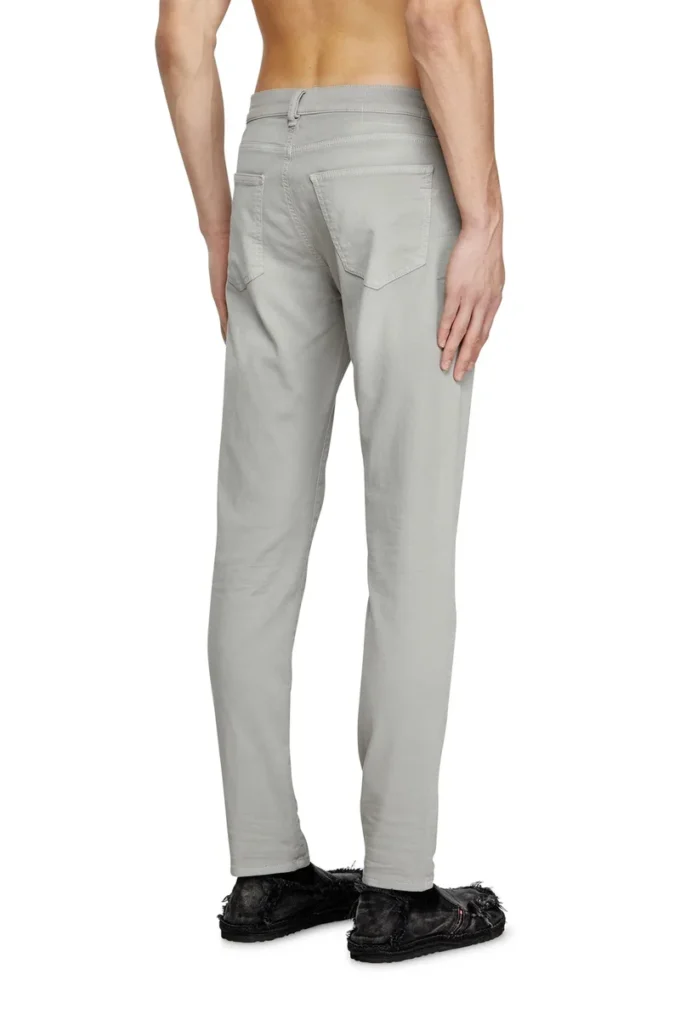 slim 2060 d-strukt joggjeans® 0670m Find nearest store slim 2060 d-strukt joggjeans® 0670m Find nearest store