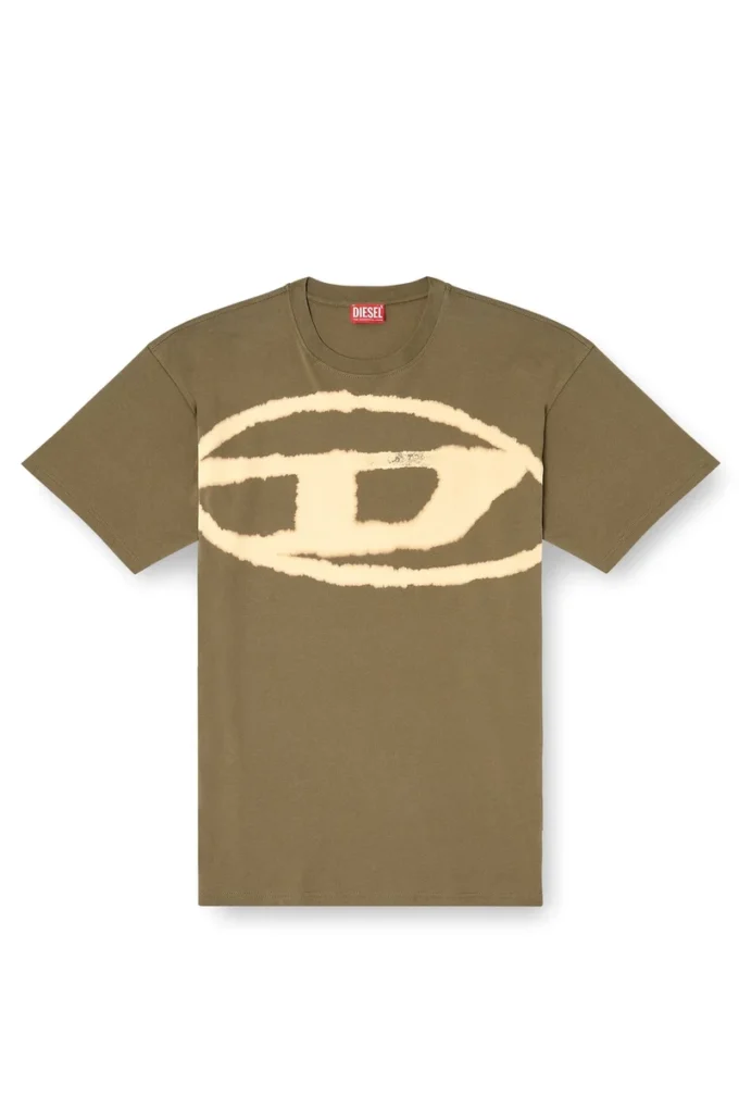 t-boxt-bleach T-shirt with bleached Oval D logo t-boxt-bleach T-shirt with bleached Oval D logo