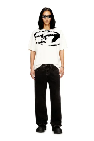 t-boxt-n14 T-shirt with distressed flocked logo t-boxt-n14 T-shirt with distressed flocked logo