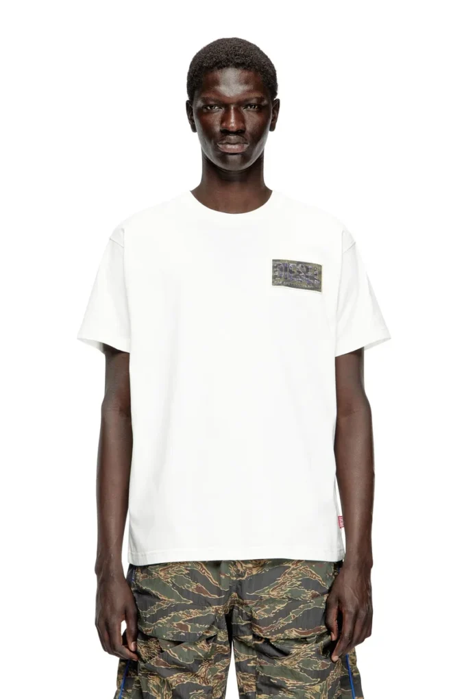 t-norm-t3 T-shirt with camo logo patch t-norm-t3 T-shirt with camo logo patch