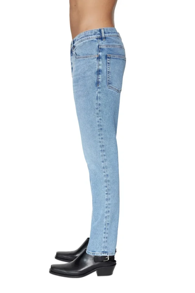 tapered jeans 2005 d-fining 09b92 Find nearest store tapered jeans 2005 d-fining 09b92 Find nearest store