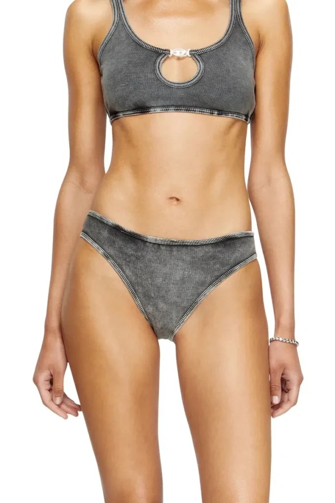 ufpn-d-oval-high-waisted-brief Find nearest store ufpn-d-oval-high-waisted-brief Find nearest store